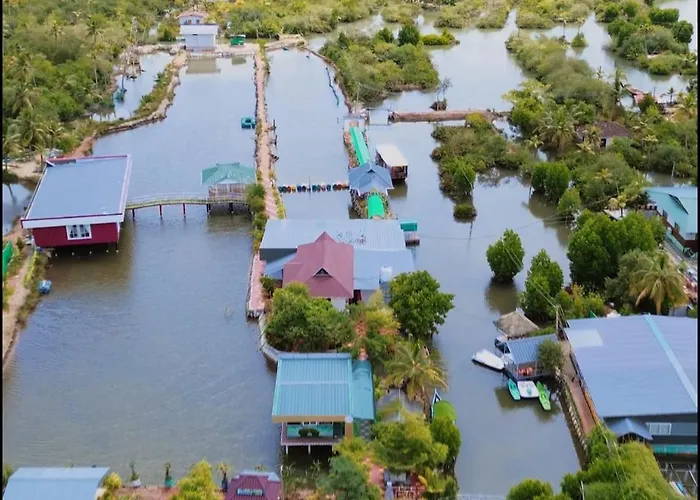 Bell Farms And Resorts